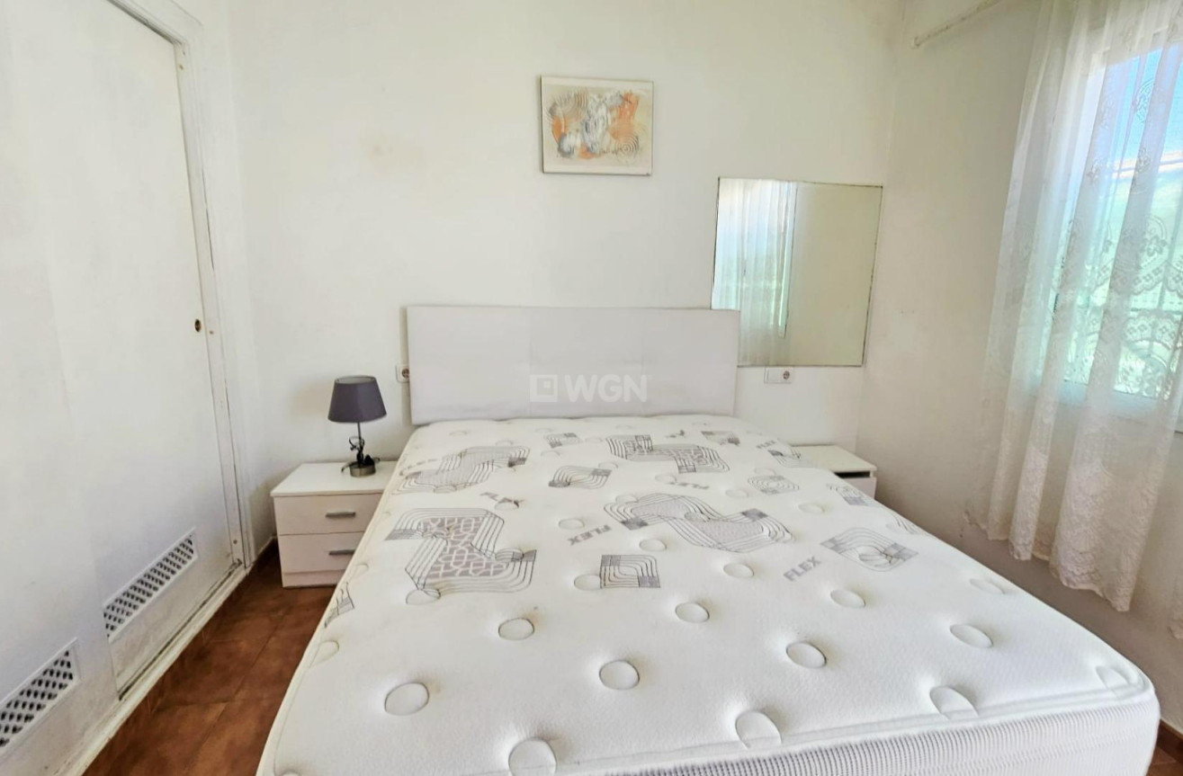 Odsprzedaż - Bungalow - Torrevieja - Nueva Torrevieja