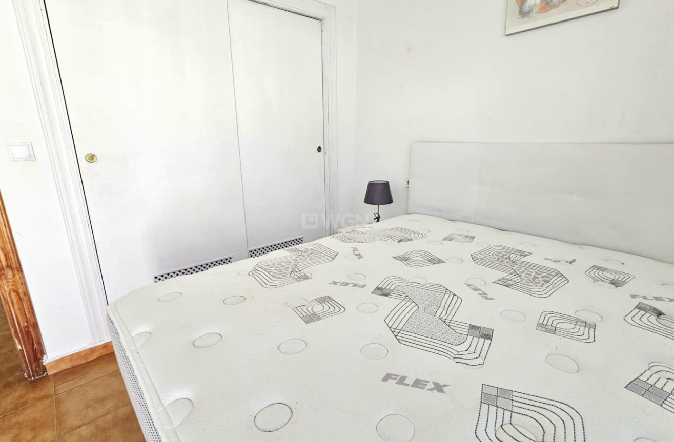 Odsprzedaż - Bungalow - Torrevieja - Nueva Torrevieja