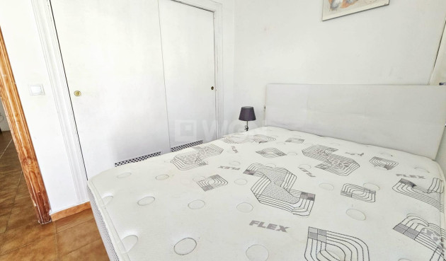 Odsprzedaż - Bungalow - Torrevieja - Nueva Torrevieja