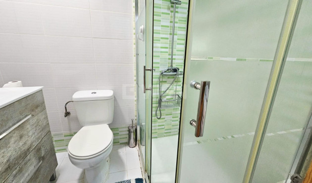 Odsprzedaż - Bungalow - Torrevieja - Nueva Torrevieja