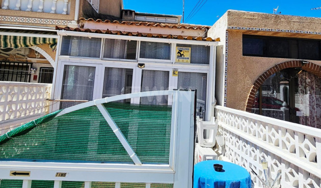 Odsprzedaż - Bungalow - Torrevieja - Nueva Torrevieja