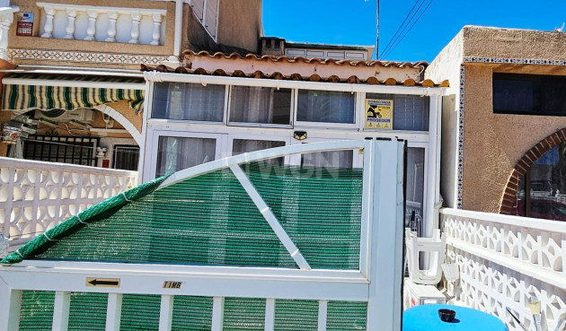 Odsprzedaż - Bungalow - Torrevieja - Nueva Torrevieja