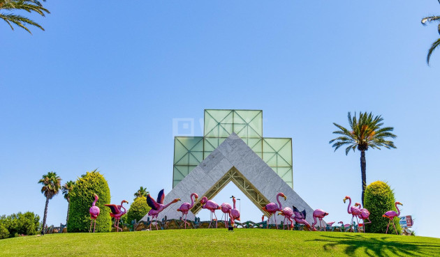 Odsprzedaż - Bungalow - Torrevieja - Nueva Torrevieja