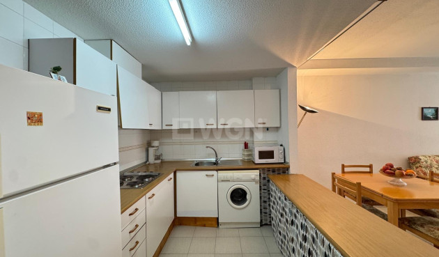 Odsprzedaż - Mieszkanie w bloku - Torrevieja - Centro