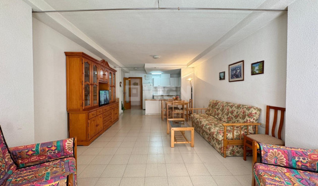 Odsprzedaż - Mieszkanie w bloku - Torrevieja - Centro