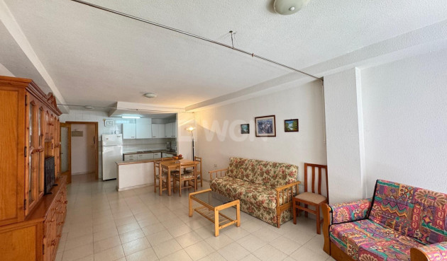 Odsprzedaż - Mieszkanie w bloku - Torrevieja - Centro
