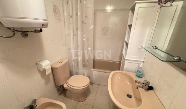 Odsprzedaż - Mieszkanie w bloku - Torrevieja - Centro