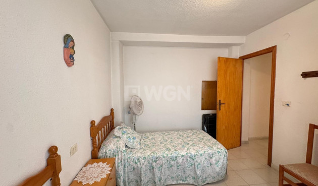 Odsprzedaż - Mieszkanie w bloku - Torrevieja - Centro