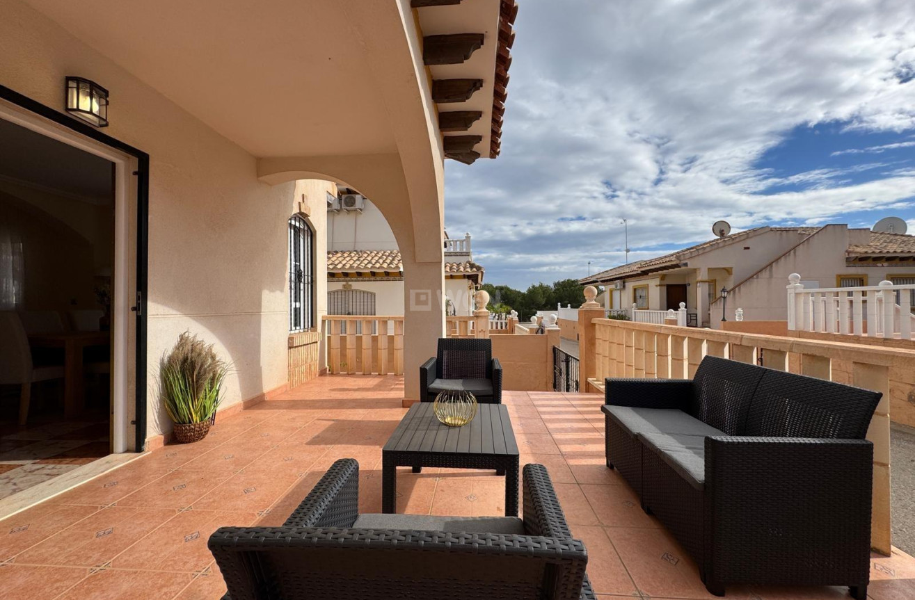 Odsprzedaż - Kamienica - Orihuela Costa - Lomas De Cabo Roig-los Dolses
