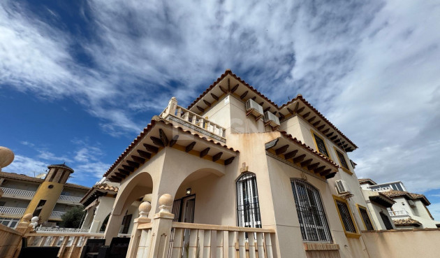 Odsprzedaż - Kamienica - Orihuela Costa - Lomas De Cabo Roig-los Dolses