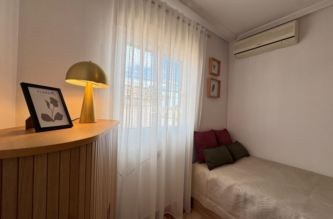 Odsprzedaż - Kamienica - Orihuela Costa - Lomas De Cabo Roig-los Dolses