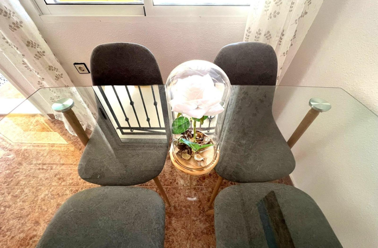 Odsprzedaż - Bungalow - Torrevieja - Los Balcones - Los Altos del Edén