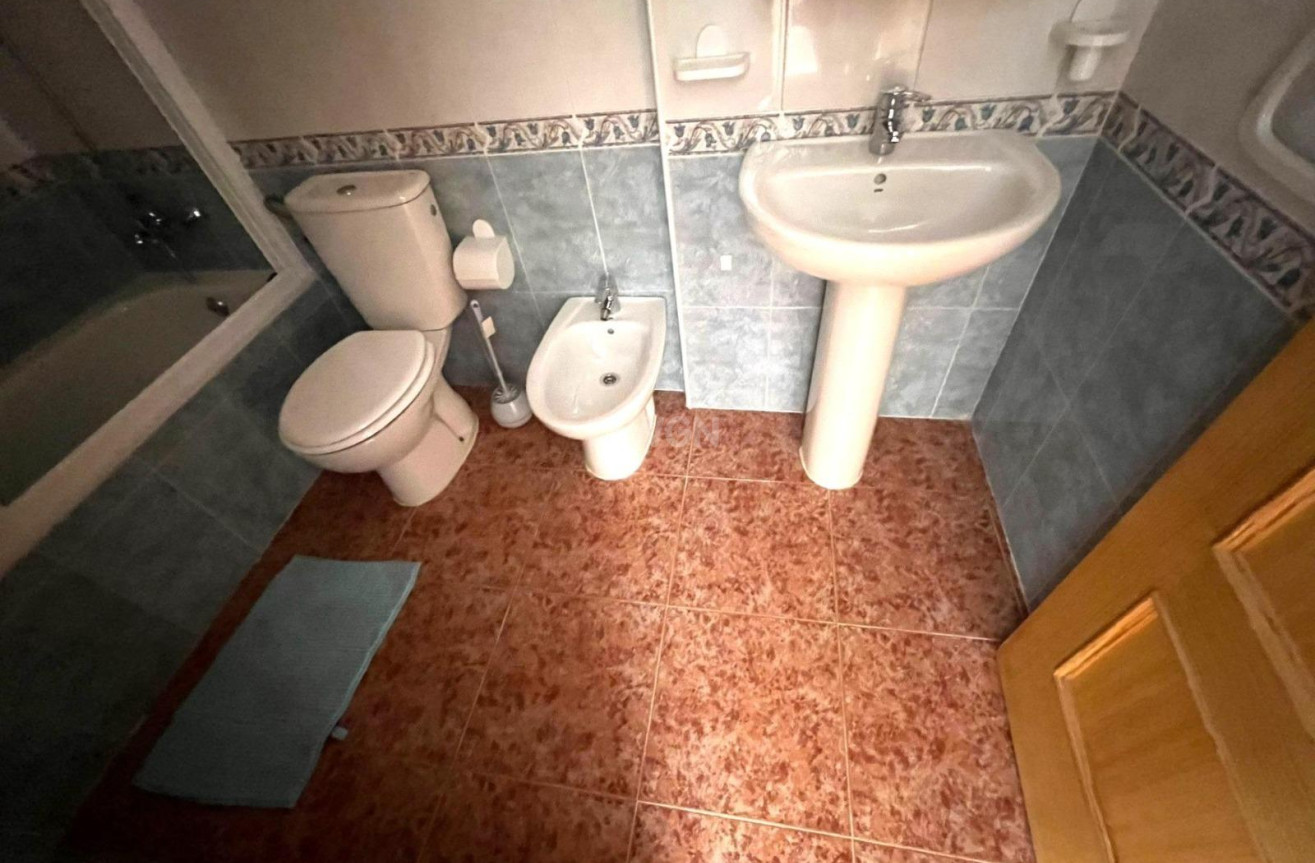 Odsprzedaż - Bungalow - Torrevieja - Los Balcones - Los Altos del Edén