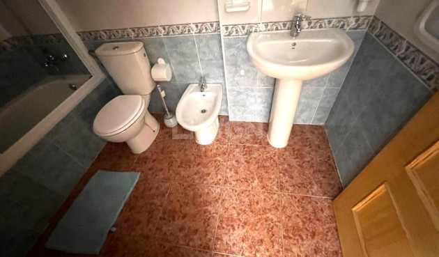 Odsprzedaż - Bungalow - Torrevieja - Los Balcones - Los Altos del Edén