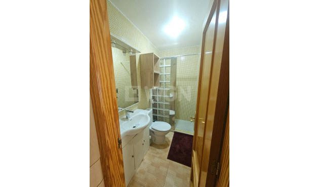 Odsprzedaż - Bungalow - Torrevieja - Lago Jardin