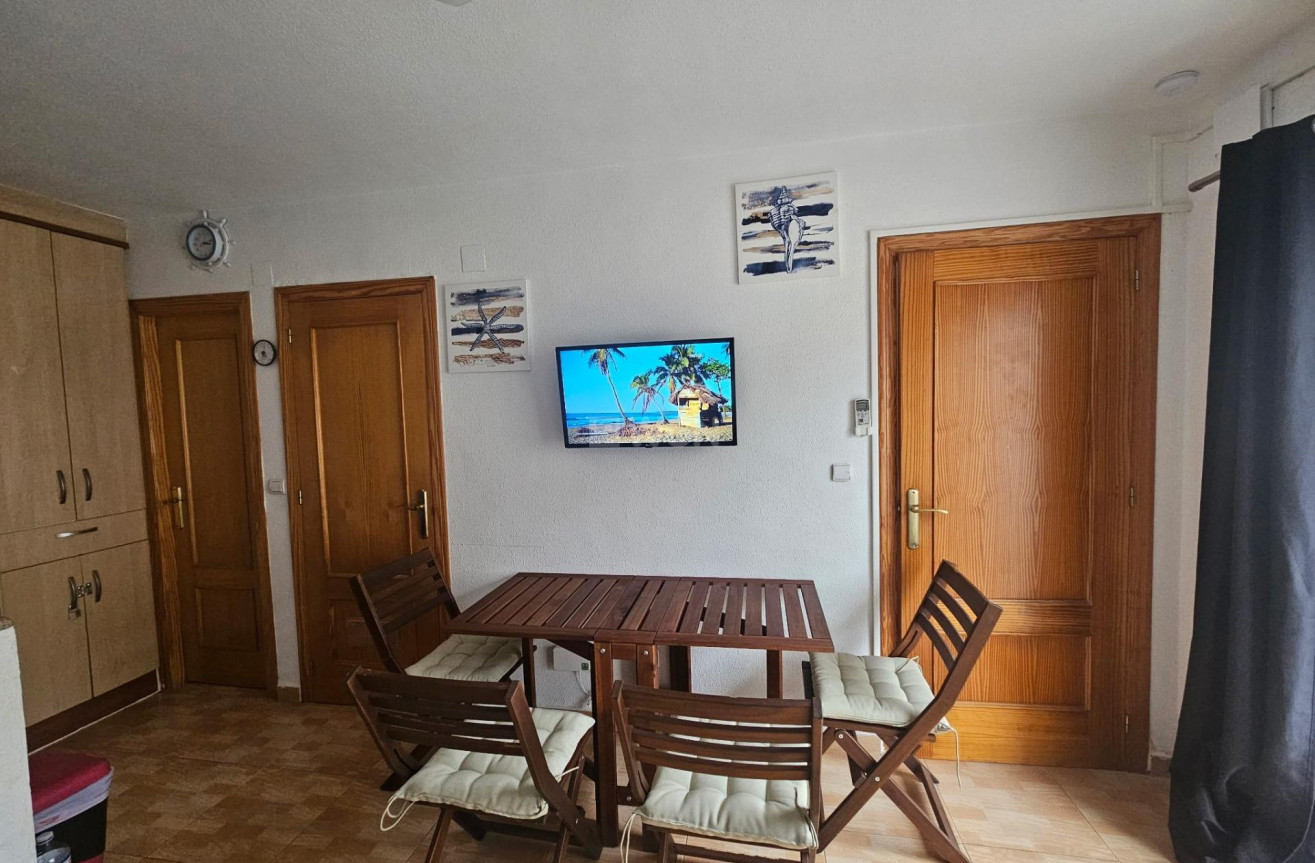 Odsprzedaż - Bungalow - Torrevieja - Lago Jardin