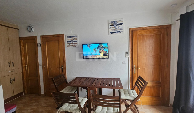 Odsprzedaż - Bungalow - Torrevieja - Lago Jardin