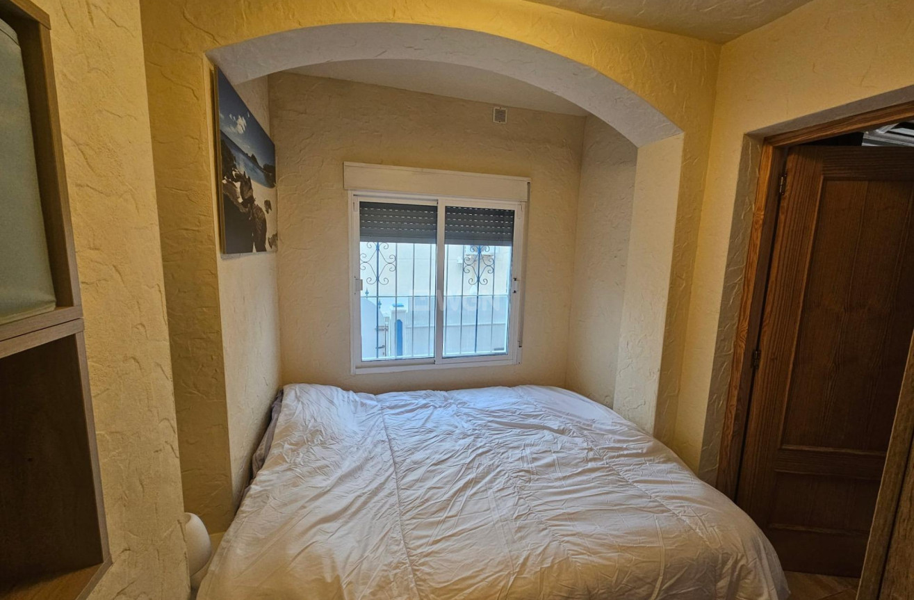 Odsprzedaż - Bungalow - Torrevieja - Lago Jardin