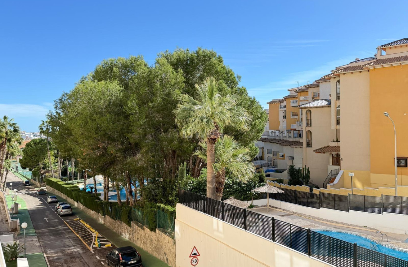 Odsprzedaż - Mieszkanie w bloku - Orihuela Costa - Altos De Campoamor