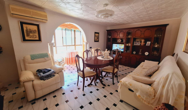 Odsprzedaż - Mieszkanie w bloku - Torrevieja - Acequion