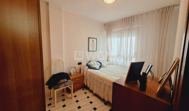 Odsprzedaż - Mieszkanie w bloku - Torrevieja - Acequion