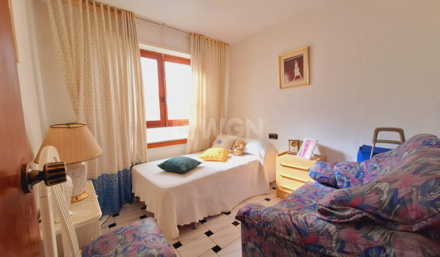 Odsprzedaż - Mieszkanie w bloku - Torrevieja - Acequion