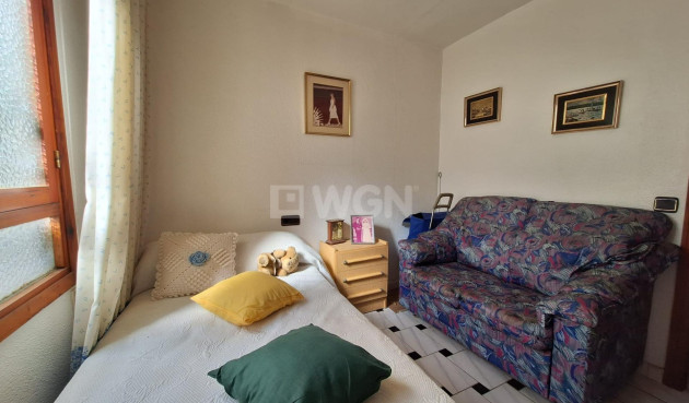 Odsprzedaż - Mieszkanie w bloku - Torrevieja - Acequion