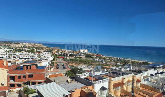 Odsprzedaż - Mieszkanie w bloku - Torrevieja - Torrejón