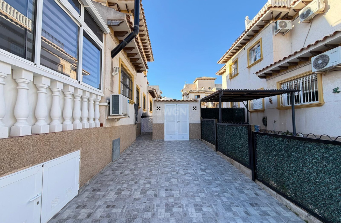 Odsprzedaż - Kamienica - Orihuela Costa - Las Filipinas