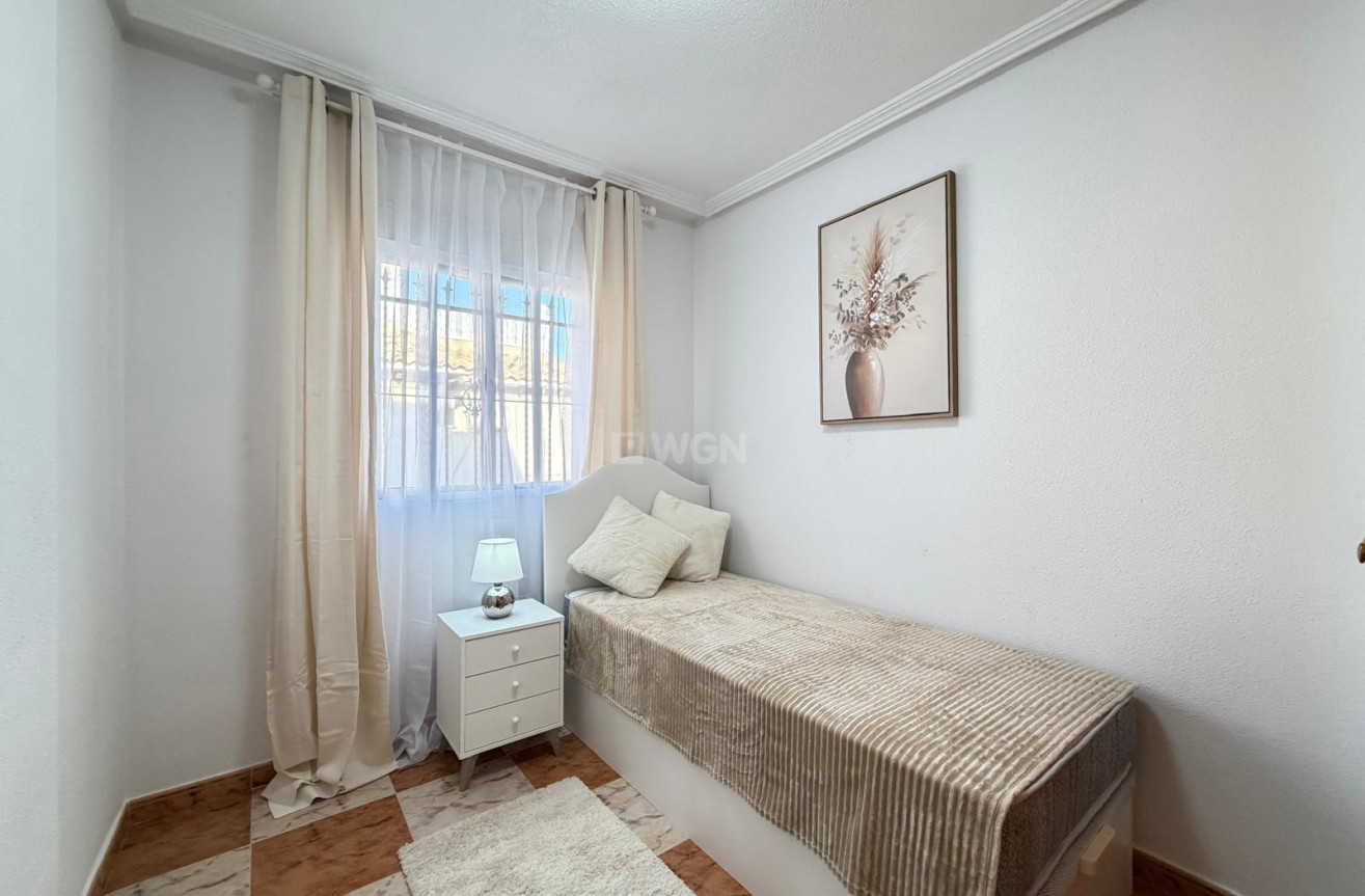 Odsprzedaż - Kamienica - Orihuela Costa - Las Filipinas