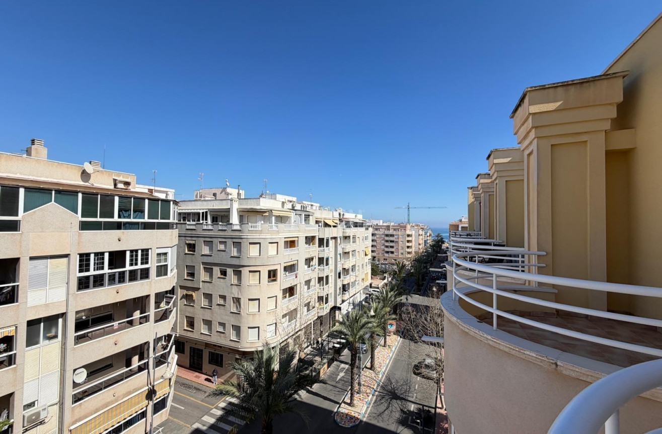 Odsprzedaż - Daszek - Torrevieja - Playa del Cura