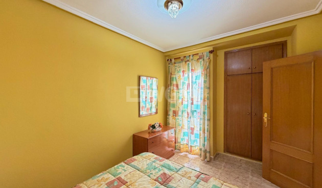 Odsprzedaż - Daszek - Torrevieja - Playa del Cura