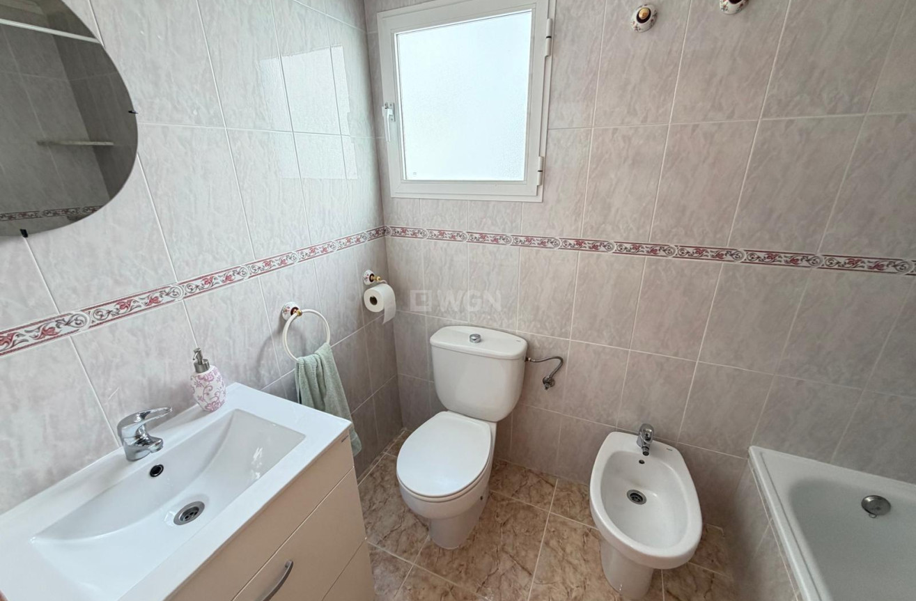 Odsprzedaż - Daszek - Torrevieja - Playa del Cura