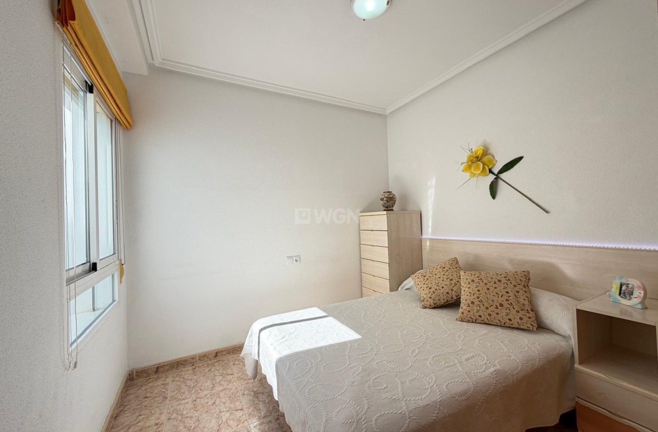 Odsprzedaż - Daszek - Torrevieja - Playa del Cura