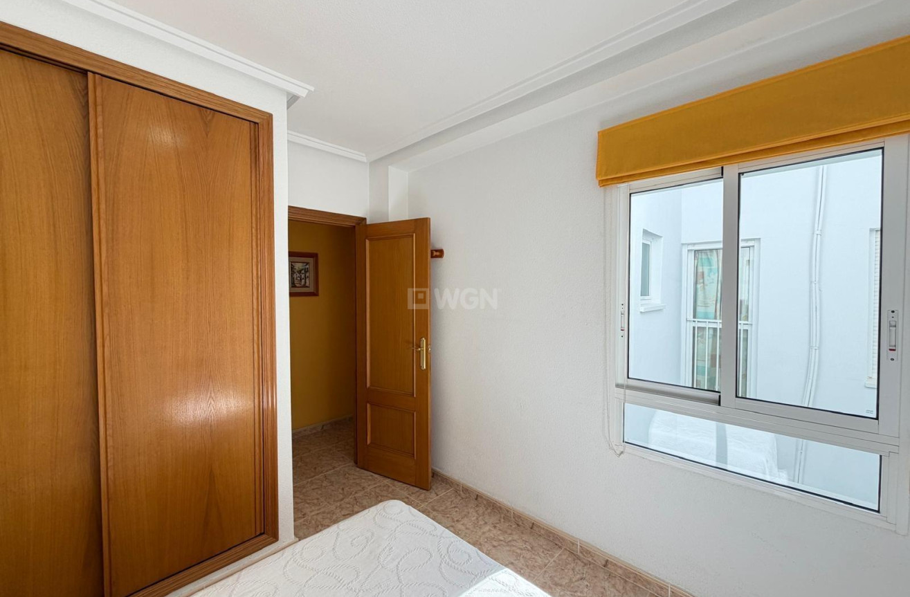 Odsprzedaż - Daszek - Torrevieja - Playa del Cura
