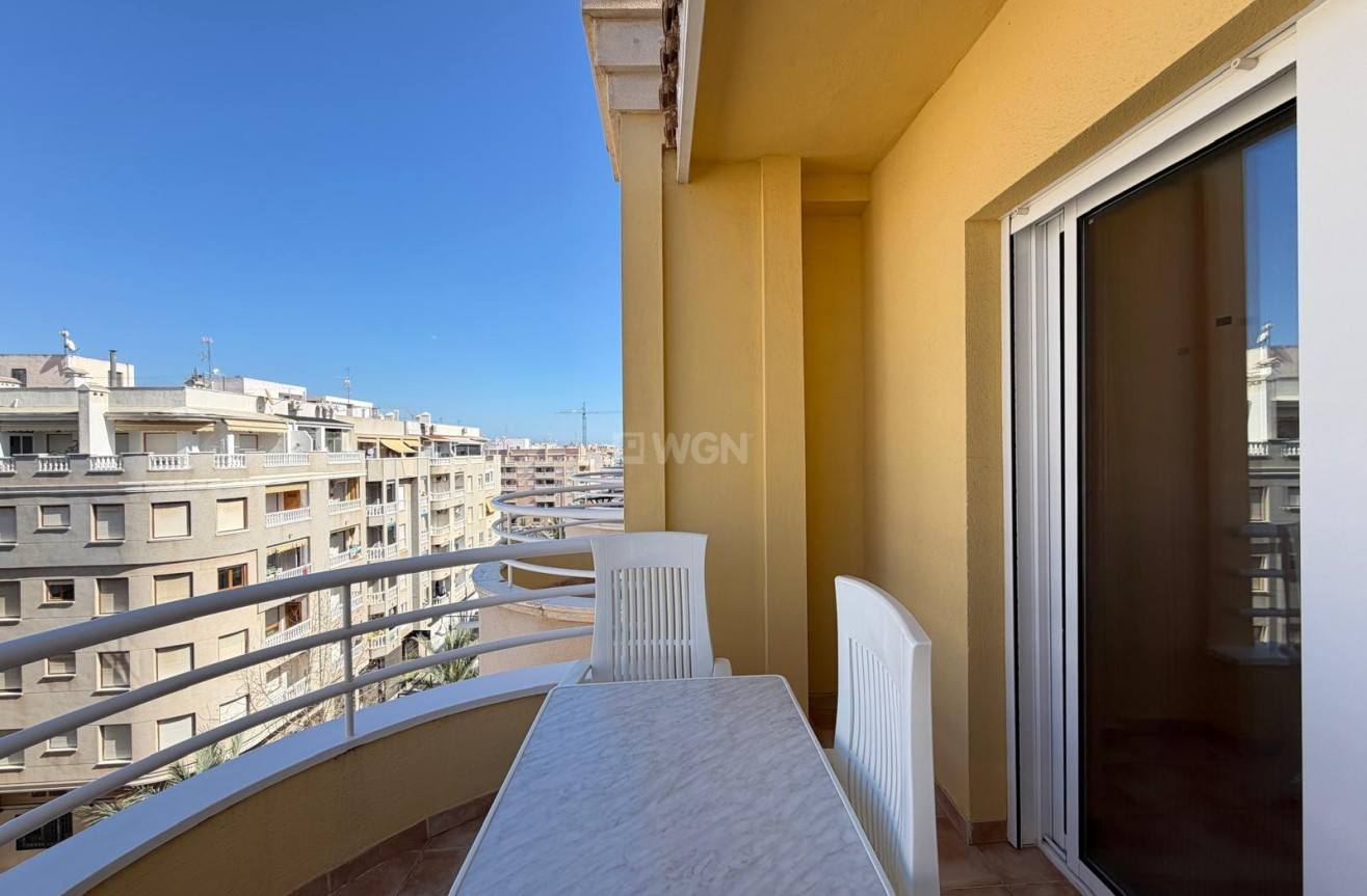 Odsprzedaż - Daszek - Torrevieja - Playa del Cura
