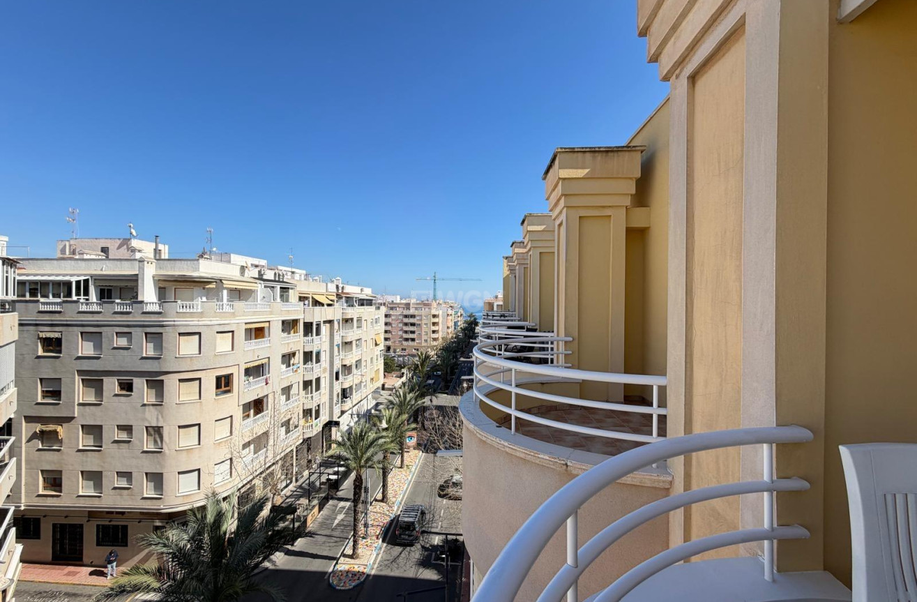 Odsprzedaż - Daszek - Torrevieja - Playa del Cura