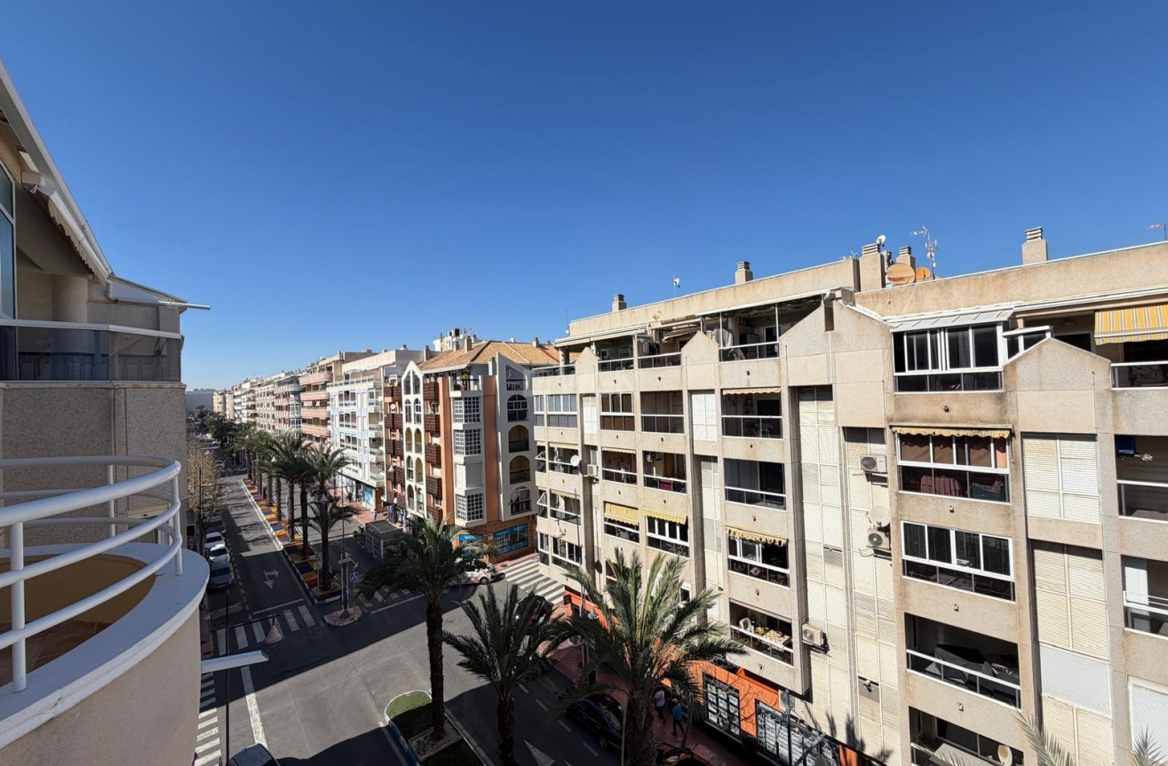 Odsprzedaż - Daszek - Torrevieja - Playa del Cura