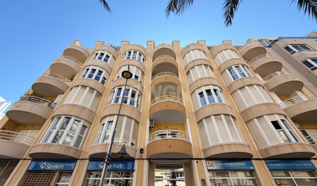 Odsprzedaż - Daszek - Torrevieja - Playa del Cura