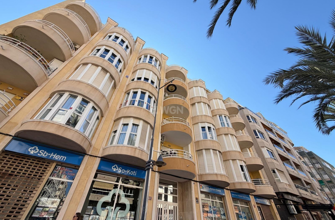Odsprzedaż - Daszek - Torrevieja - Playa del Cura