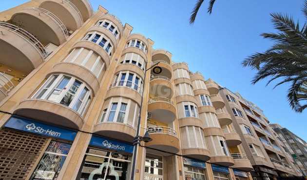 Odsprzedaż - Daszek - Torrevieja - Playa del Cura
