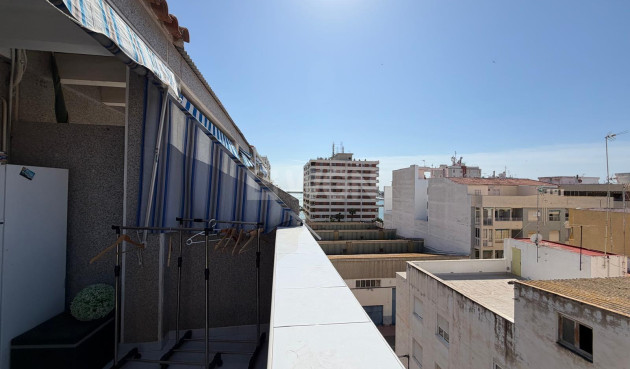 Odsprzedaż - Daszek - Torrevieja - Acequion