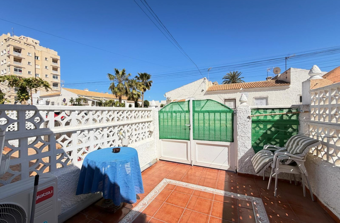Odsprzedaż - Kamienica - Torrevieja - Nueva Torrevieja