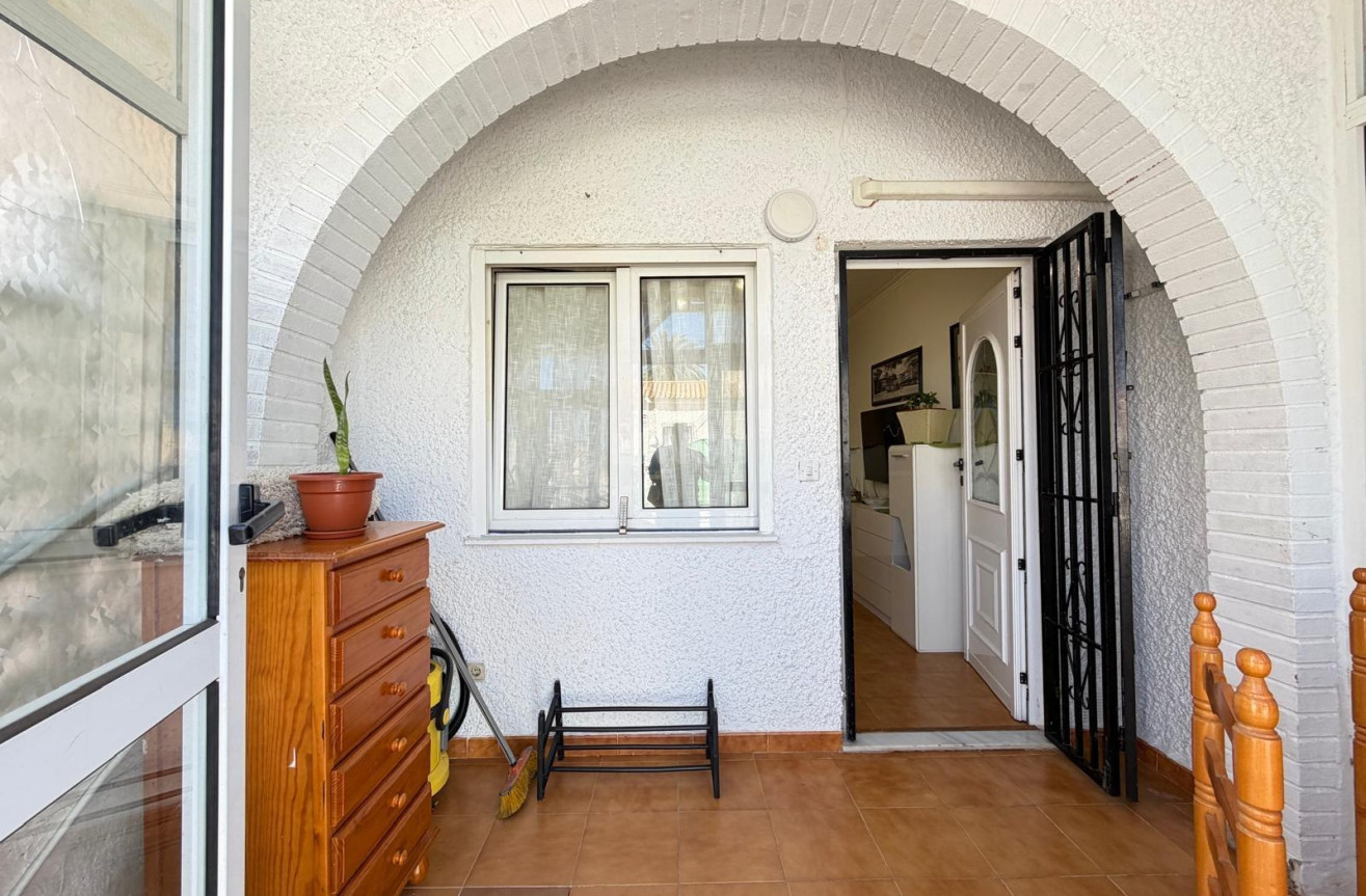 Odsprzedaż - Kamienica - Torrevieja - Nueva Torrevieja