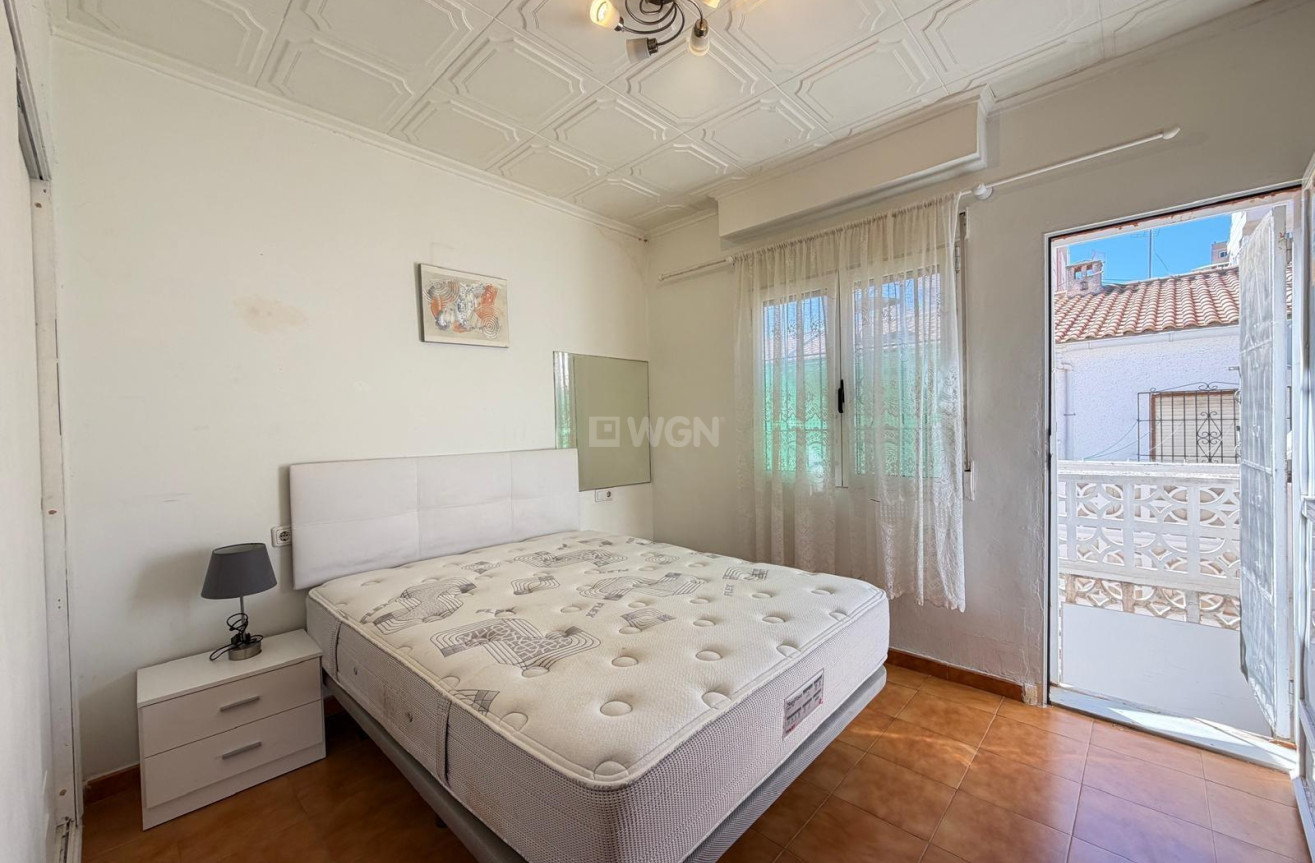 Odsprzedaż - Kamienica - Torrevieja - Nueva Torrevieja
