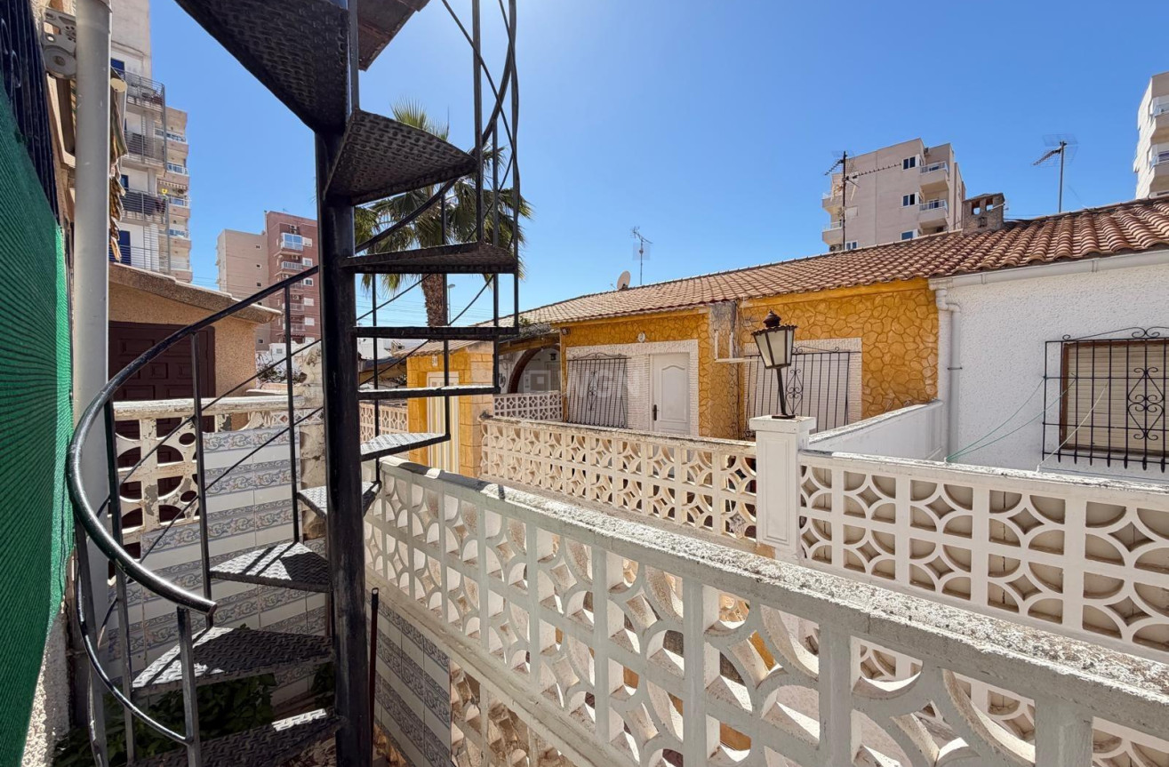 Odsprzedaż - Kamienica - Torrevieja - Nueva Torrevieja