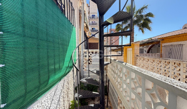 Odsprzedaż - Kamienica - Torrevieja - Nueva Torrevieja