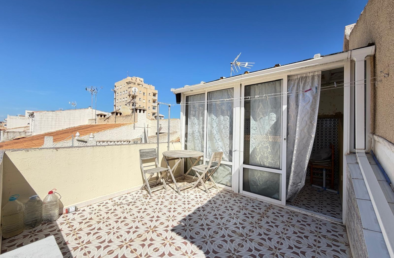 Odsprzedaż - Kamienica - Torrevieja - Nueva Torrevieja