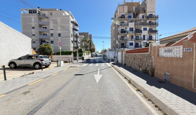 Odsprzedaż - Kamienica - Torrevieja - Nueva Torrevieja