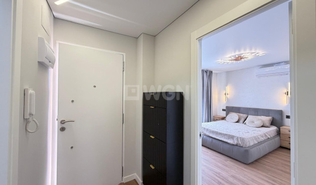 Odsprzedaż - Mieszkanie w bloku - Torrevieja - Punta Prima